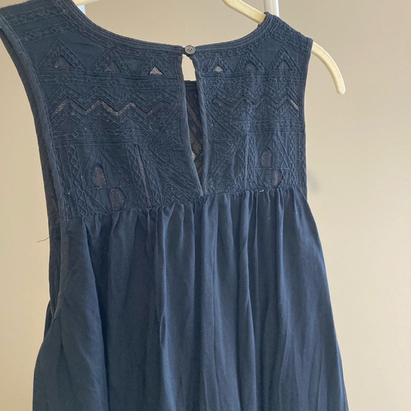 Black Dress - Picture 4 of 5